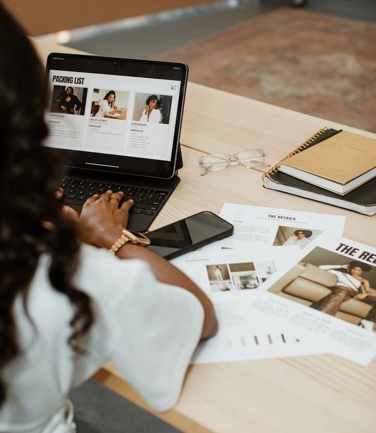 Brand voice: cómo sonar igual en Instagram, tu web y tus emails